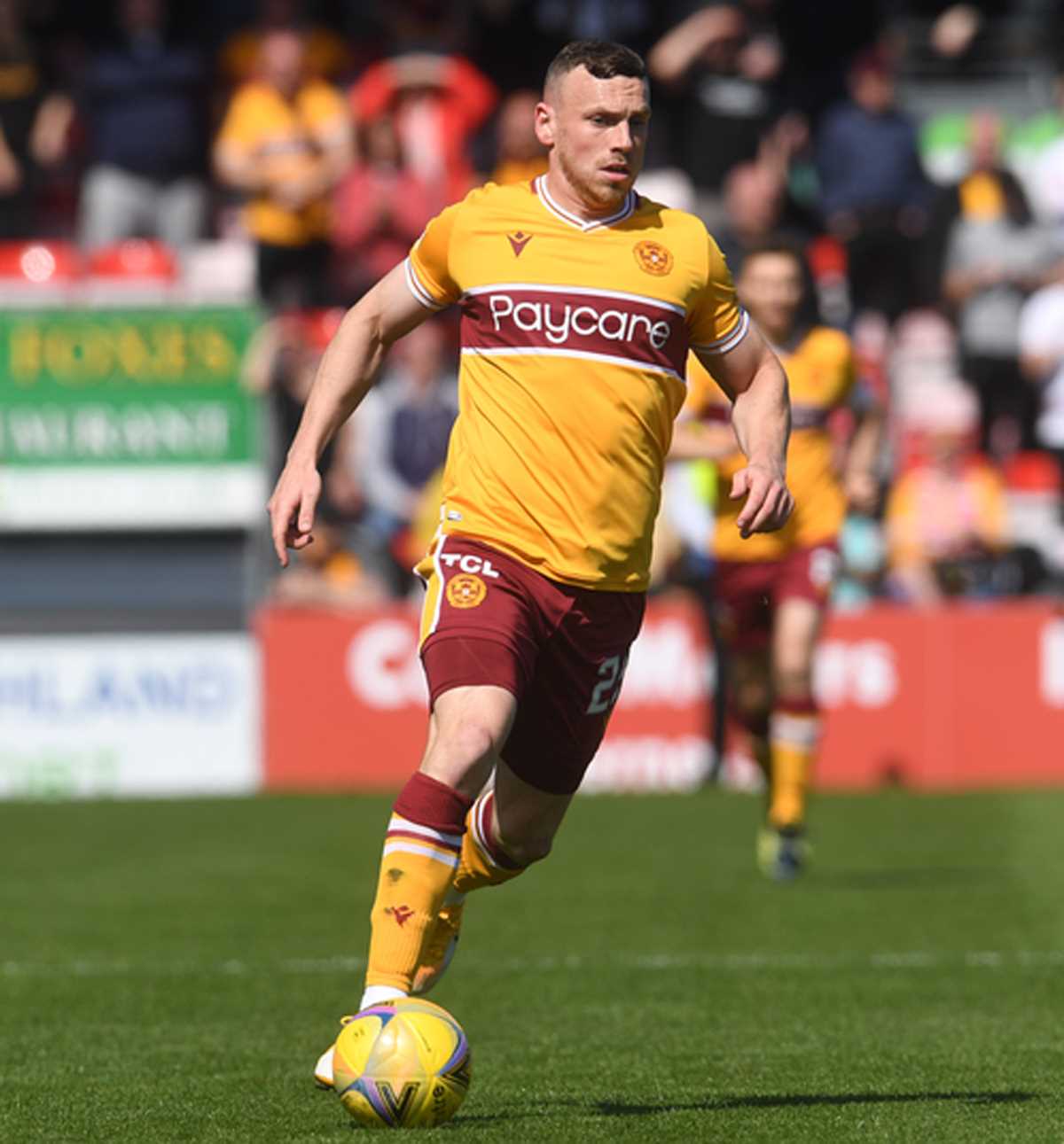 चेन्नईयिन एफसी ने सीज़न के दूसरे विदेशी खिलाड़ी के रूप में स्कॉटलैंड के कॉनर शील्ड्स को साइन किया